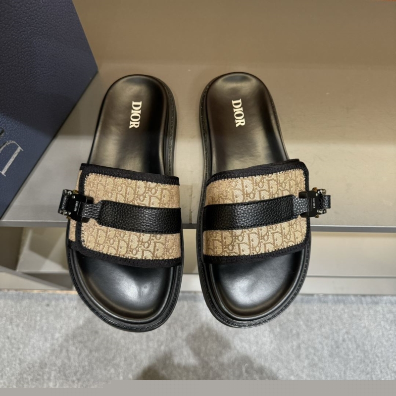 ch**an D*or slippers